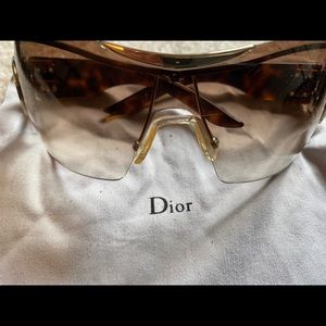 Gorgeous Dior Wrap Around Sunglasses